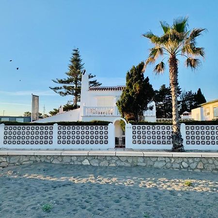 Caleta Beach House Villa Beatriz Sinese Design Torre Del Mar Εξωτερικό φωτογραφία