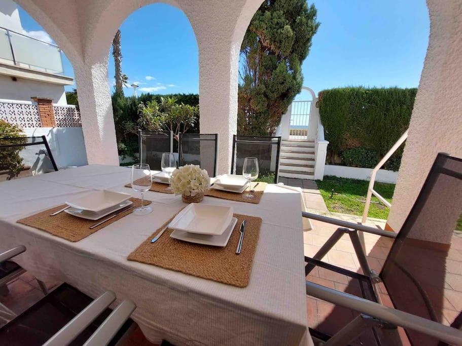 Caleta Beach House Villa Beatriz Sinese Design Torre Del Mar Εξωτερικό φωτογραφία