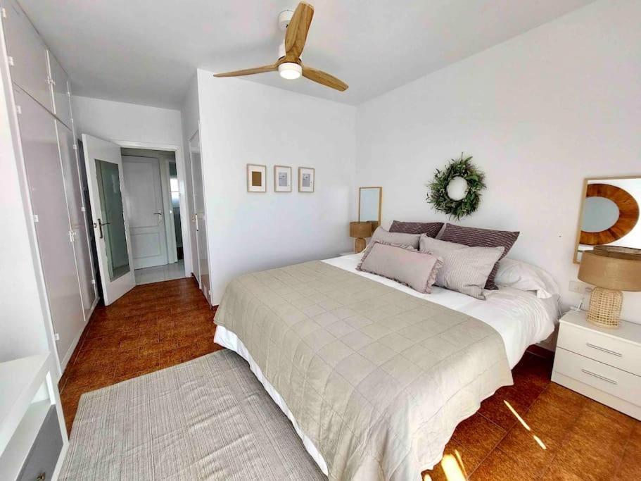 Caleta Beach House Villa Beatriz Sinese Design Torre Del Mar Εξωτερικό φωτογραφία