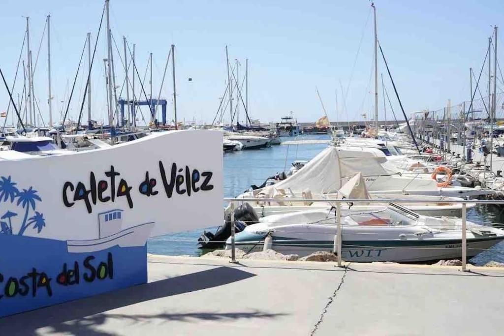 Caleta Beach House Villa Beatriz Sinese Design Torre Del Mar Εξωτερικό φωτογραφία