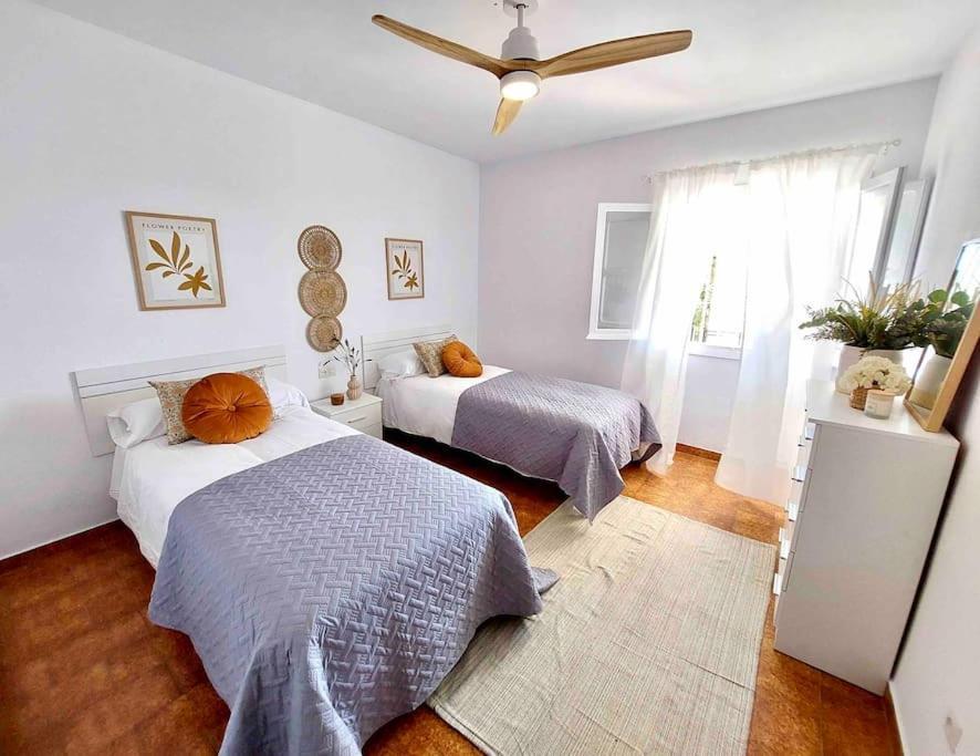 Caleta Beach House Villa Beatriz Sinese Design Torre Del Mar Εξωτερικό φωτογραφία