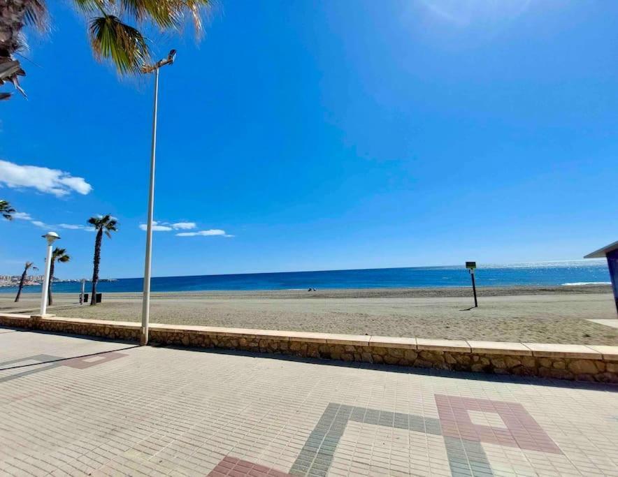 Caleta Beach House Villa Beatriz Sinese Design Torre Del Mar Εξωτερικό φωτογραφία